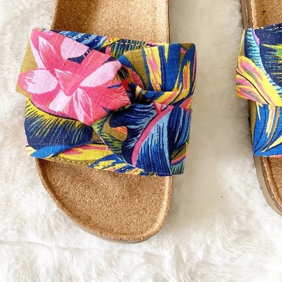 Aerie Tropical palm print slide sandals - Picture 3 of 8